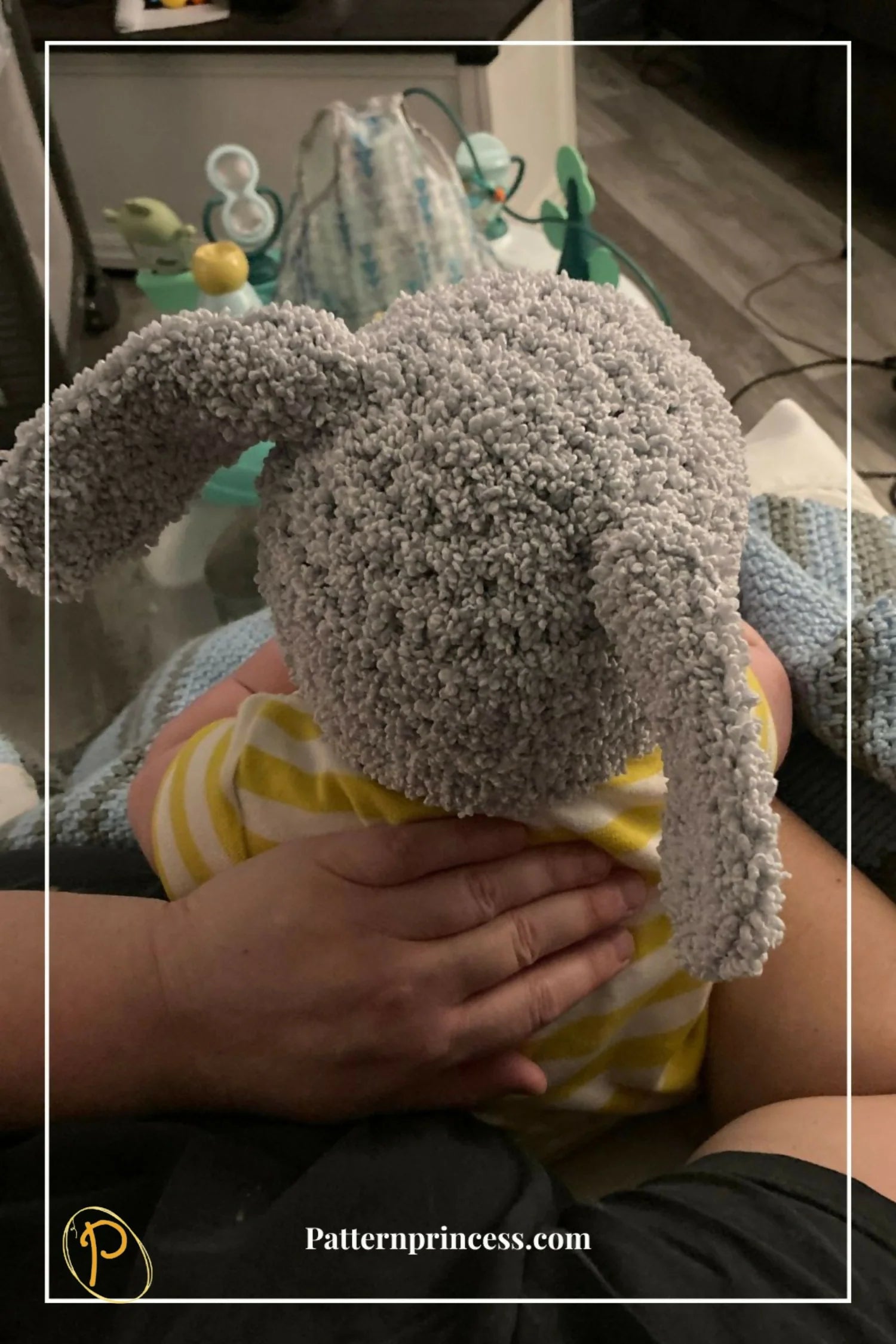 Hat Pattern with Bunny Ears (Crochet)