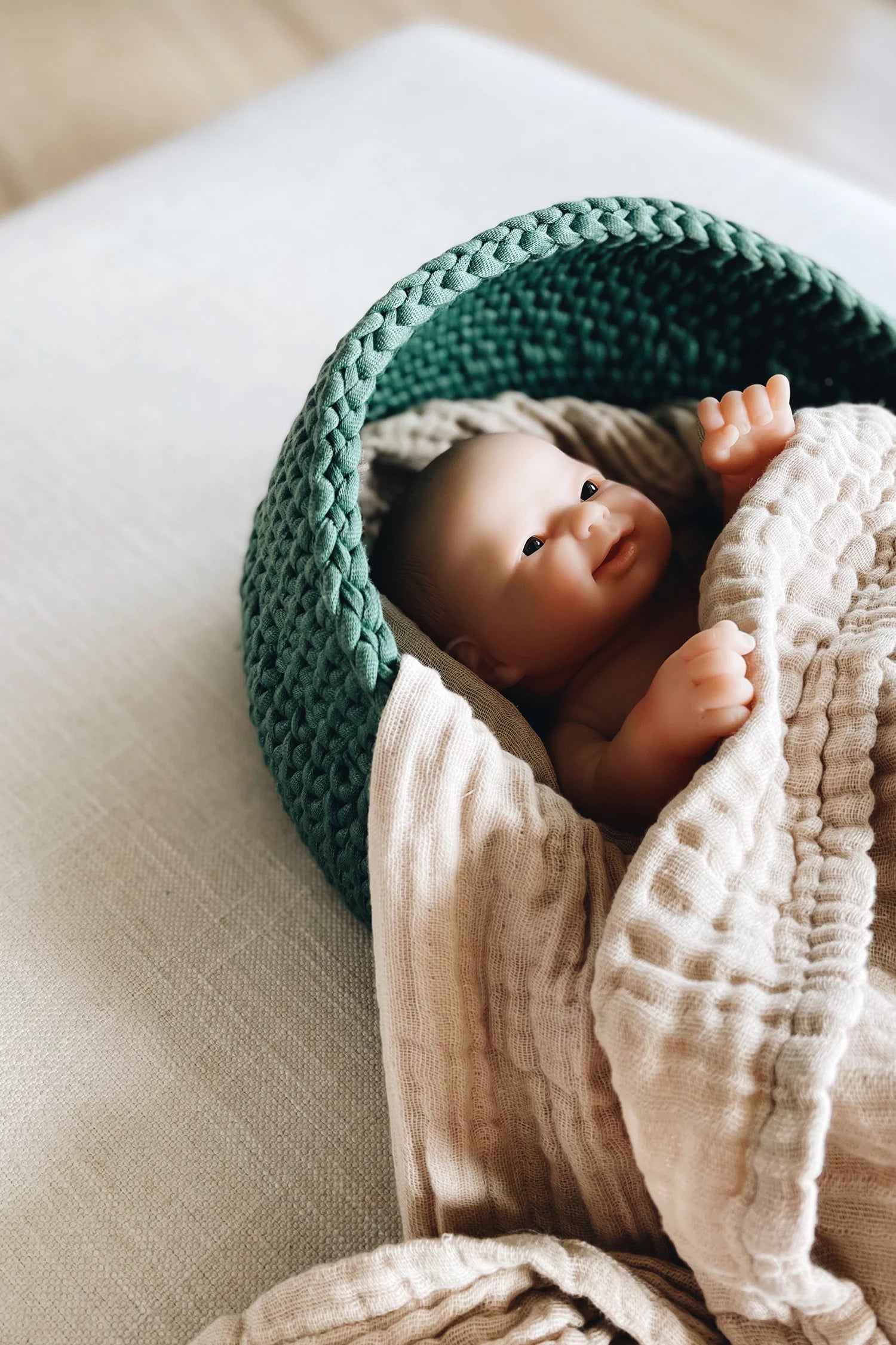 Bitty Bassinet (Crochet)