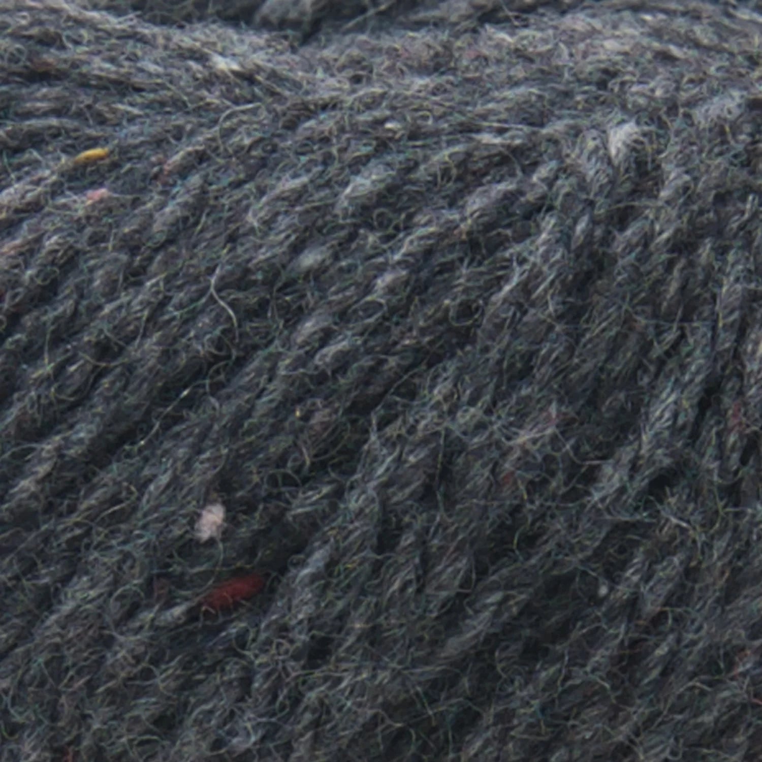 Re-Tweed Yarn