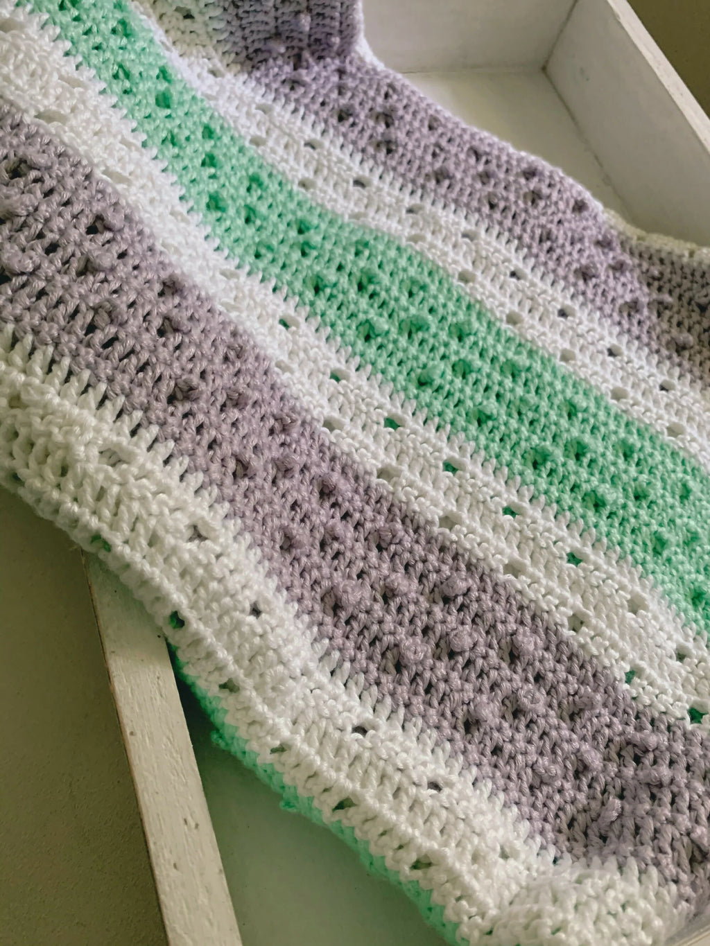 The Pretty Picot Baby Blanket (Crochet)