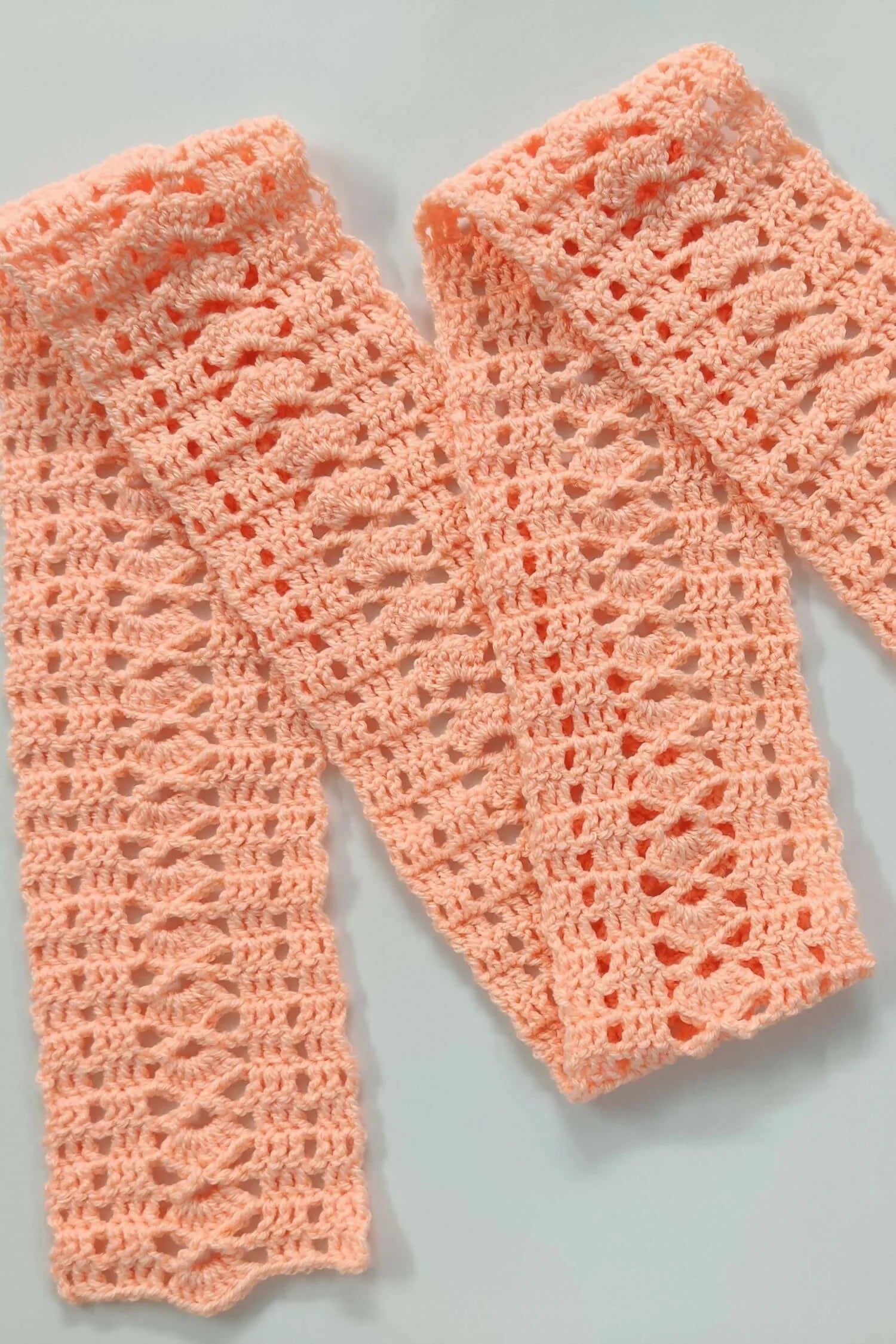Charming Shells Scarf (Crochet)