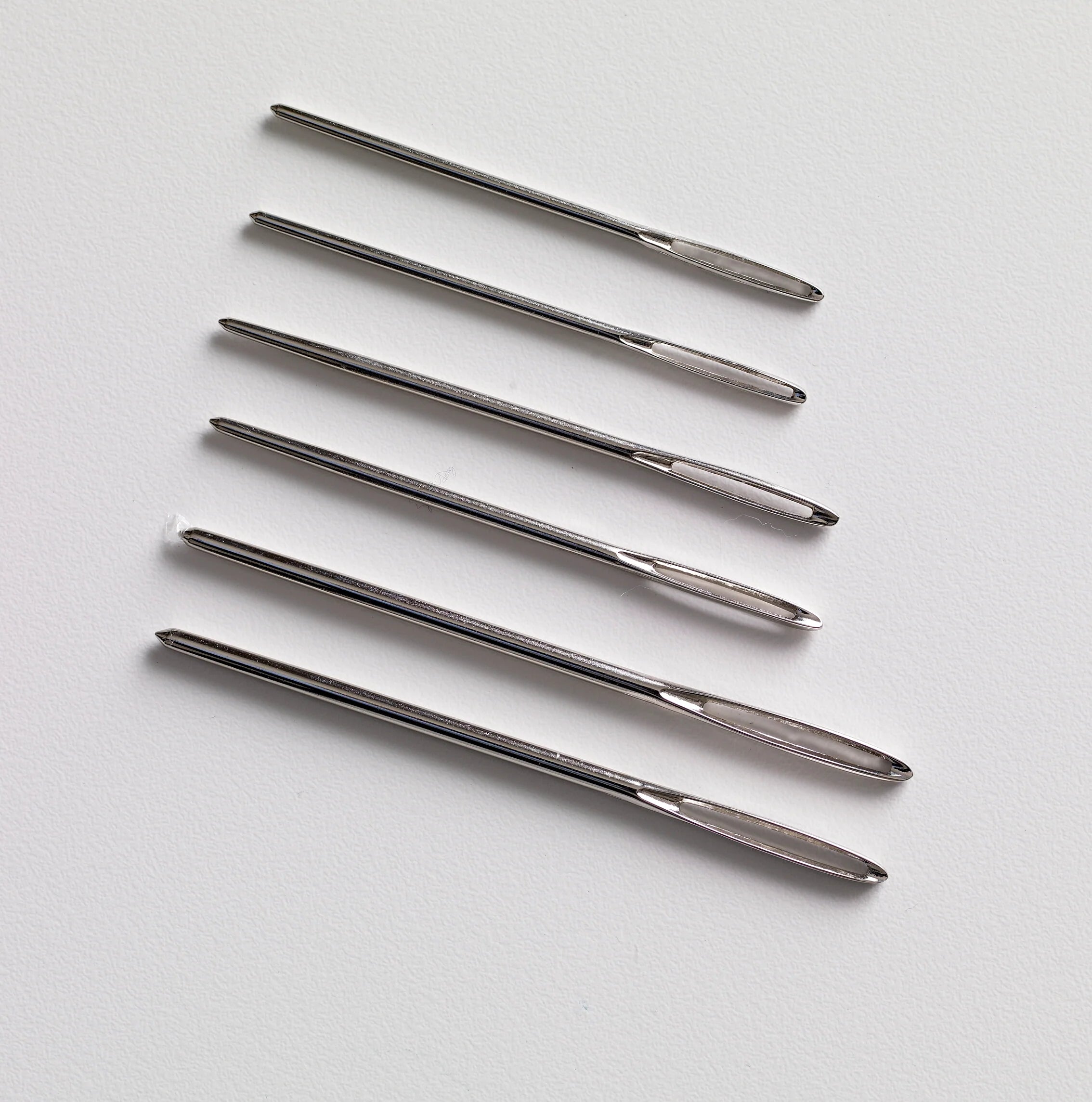 Lion Brand Large-Eye Blunt Needles