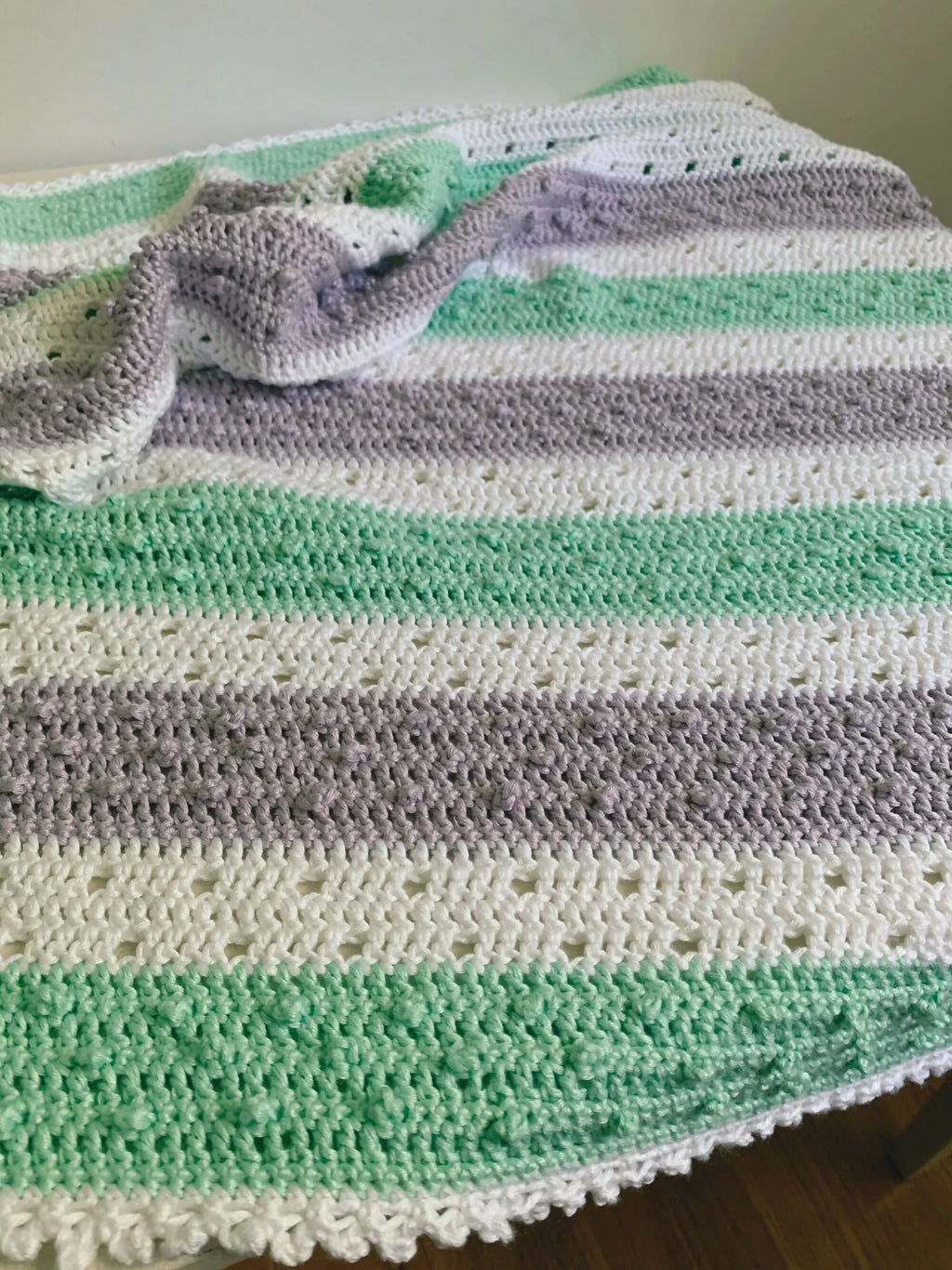 The Pretty Picot Baby Blanket (Crochet)