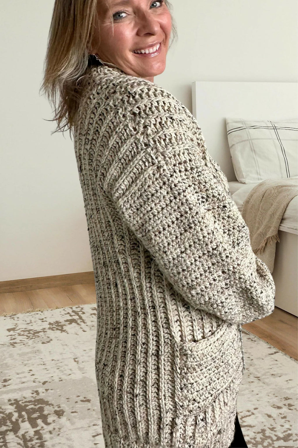 Emilie Oversized Cardi (Crochet)