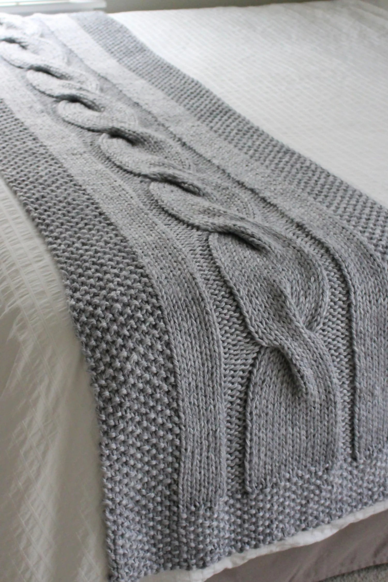 River of Dreams Bed Runner Blanket (Knit)